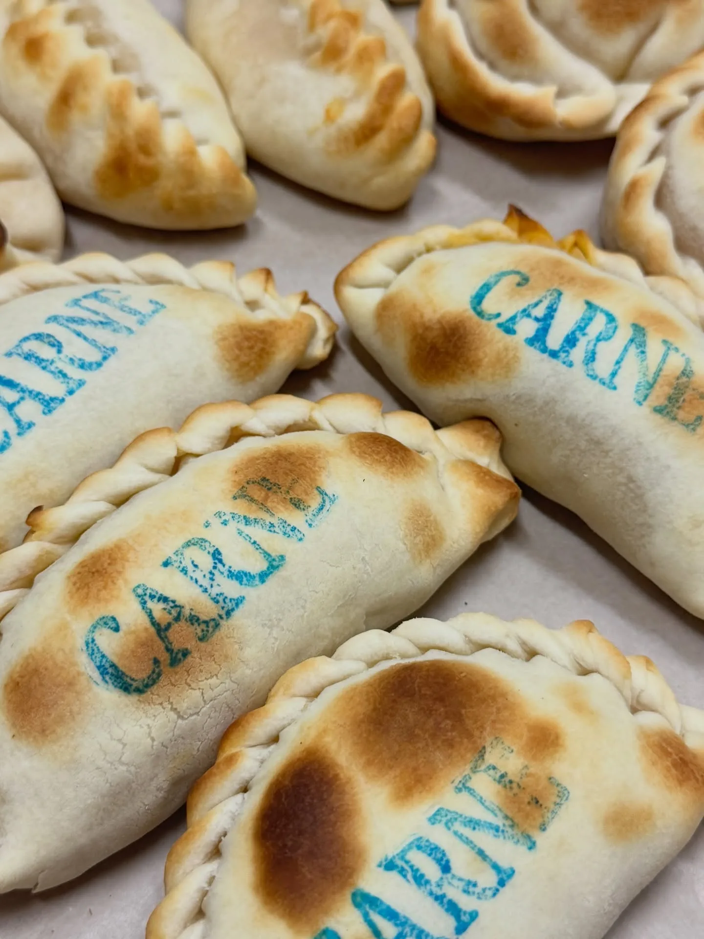 Empanadas de carne Con Limón y Sal